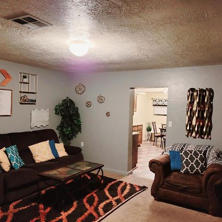 Bryce Valley Lodging Tropic Bagian luar foto