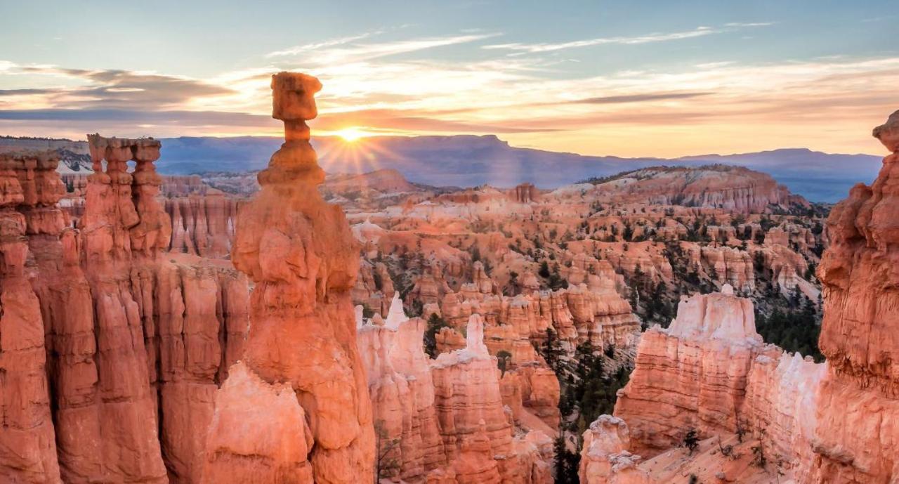 Bryce Valley Lodging Tropic Bagian luar foto